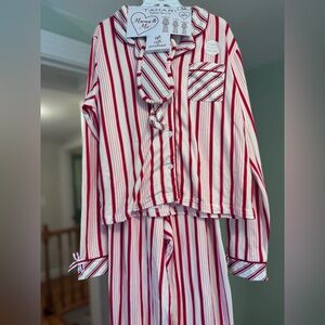 Tahari Kids Striped Christmas Pajamas with eye mask- Size 10/12 NWT